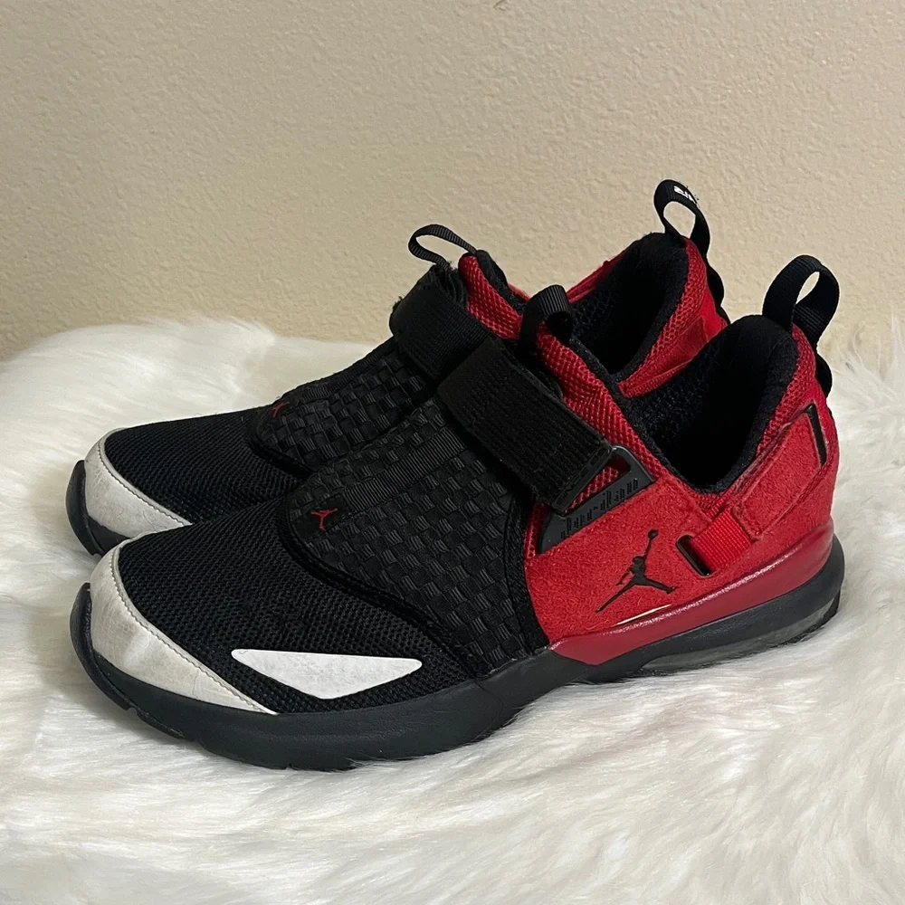 Jordan Black Red Sneakers